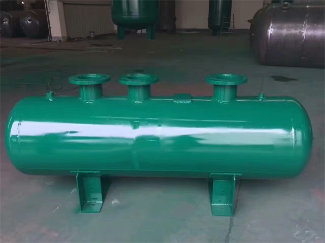 1679991473376569.jpeg 舞阳舞阳舞阳蒸汽分气缸1.jpeg